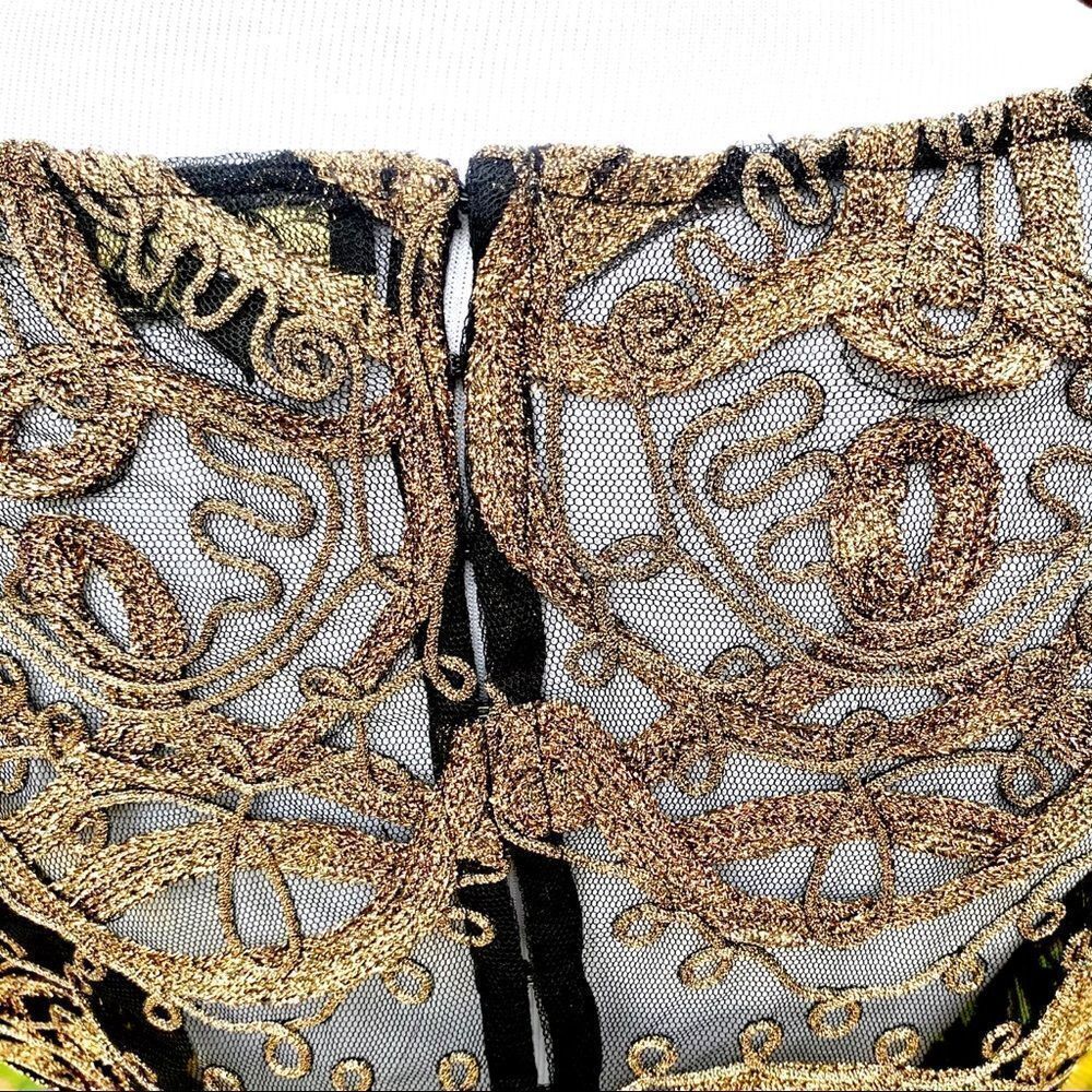 LA Rok Luxe Oversized Embroidered Crop Top - Picture 4 of 7